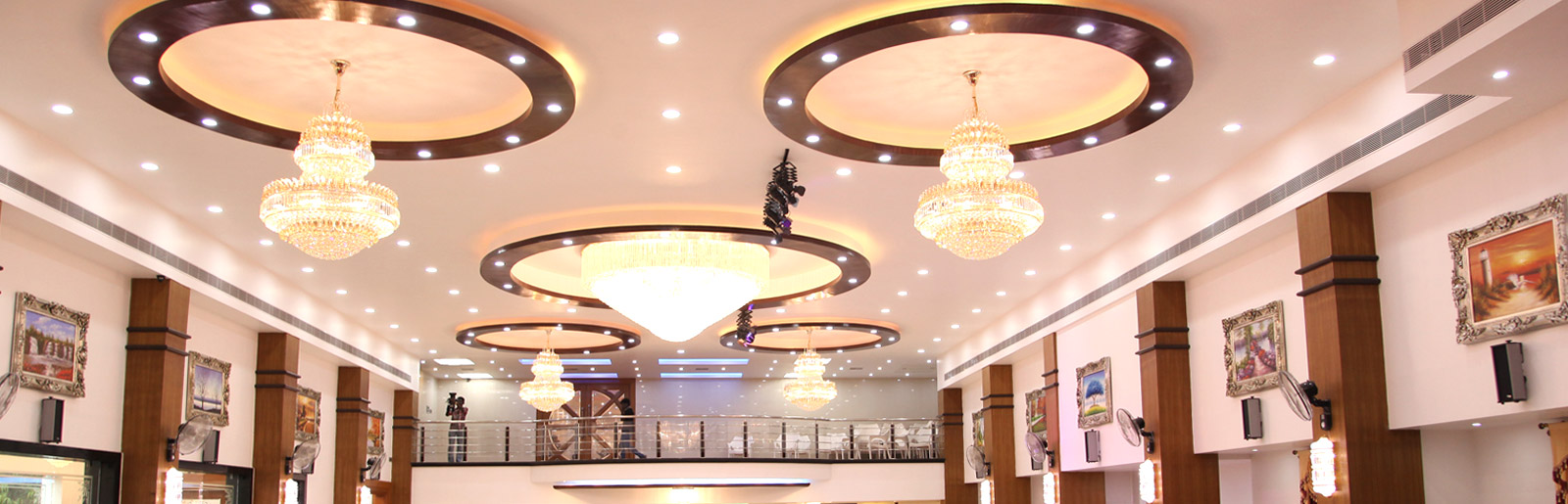 Bright-Ceiling-Marriage-Hall-Chennai