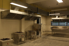 Kitchen-Facility-in-Kalyana-Mandapam-Tambaram